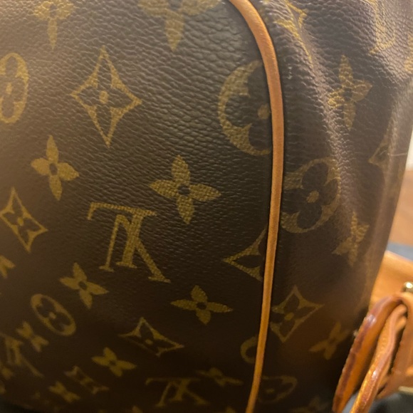 👜AUTHENTIC VIVA CITE LOUIS VUITTON👜 - Picture 8 of 17